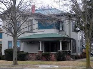 152 N Main St, London, OH 43140