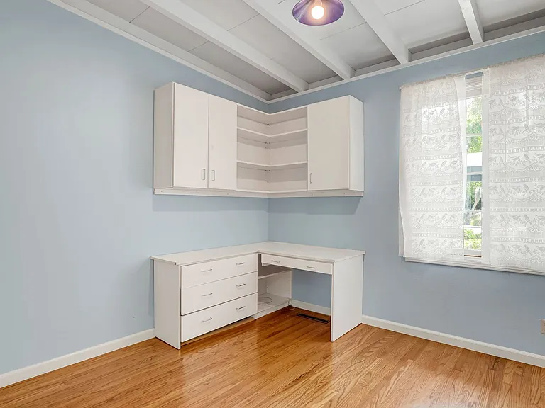 3596 Louis Rd — Photo 23