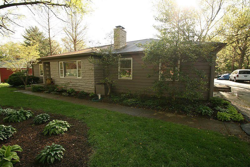 1st image of 7928 Meadowbrook Dr