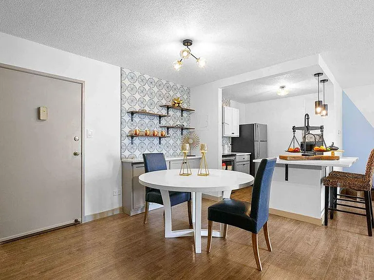 2281 S Vaughn Way #201A — Photo 12