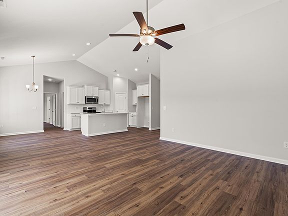 3rd image of 165 Double Pond Dr Lot 46 - Elm