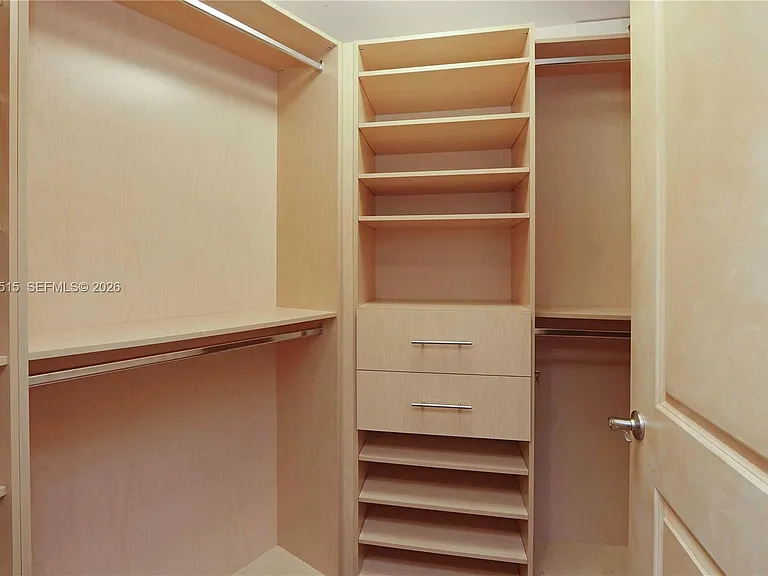10 Aragon Ave #1216 — Photo 21