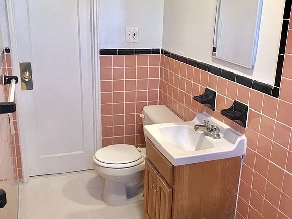 4th image of 19211 42nd Ave APT 4