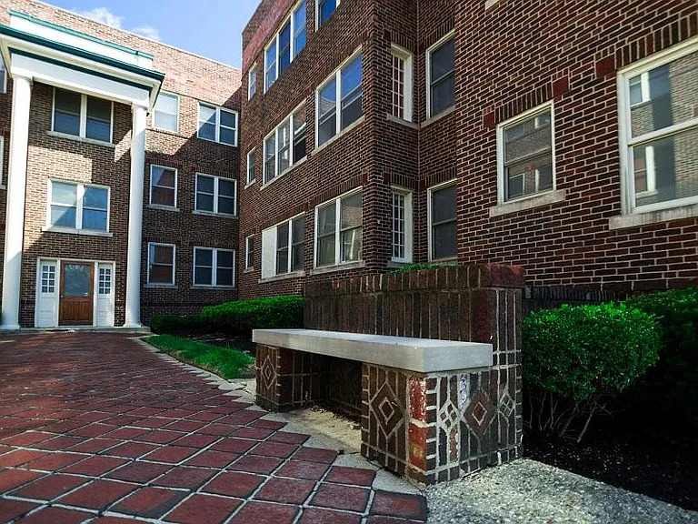Madison Apartments — Photo 18