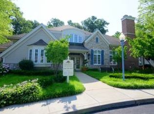 403 Enchanted Pkwy APT 304, Manchester, MO