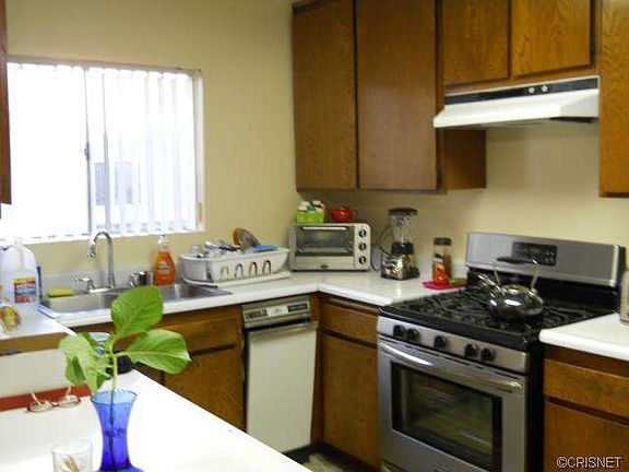 5th image of 1504 Dixon St APT E