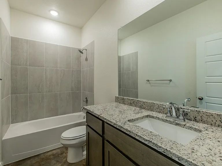 3901 Sugar Hackberry Trl #B — Photo 11