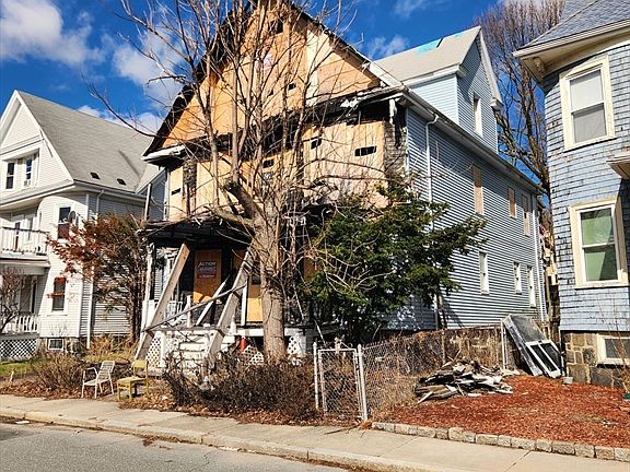 3rd image of 5 Weyanoke St