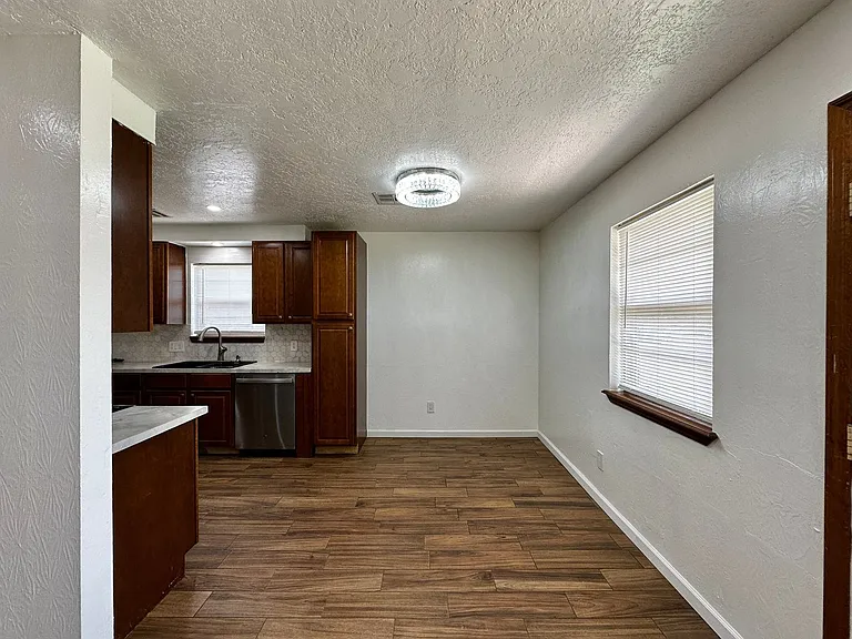6509 SW Oak Cliff Ave — Photo 8