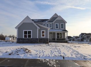 301 Reign Way, Pataskala, OH 43062