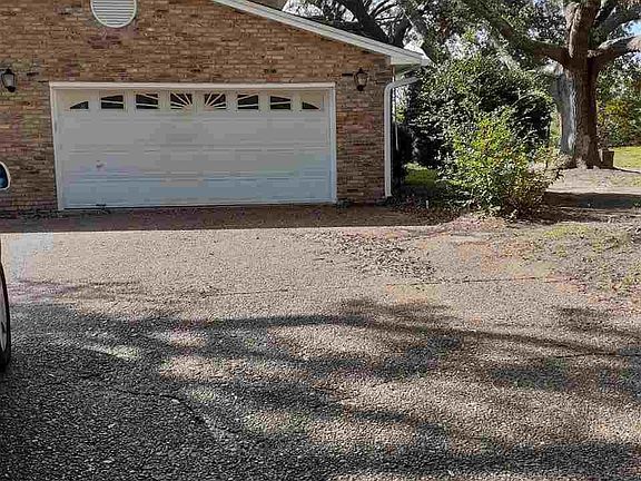 4th image of 5933 Schofield Dr