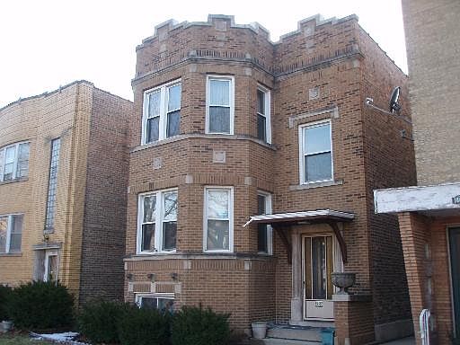 1st image of 1802 S Oak Park Ave