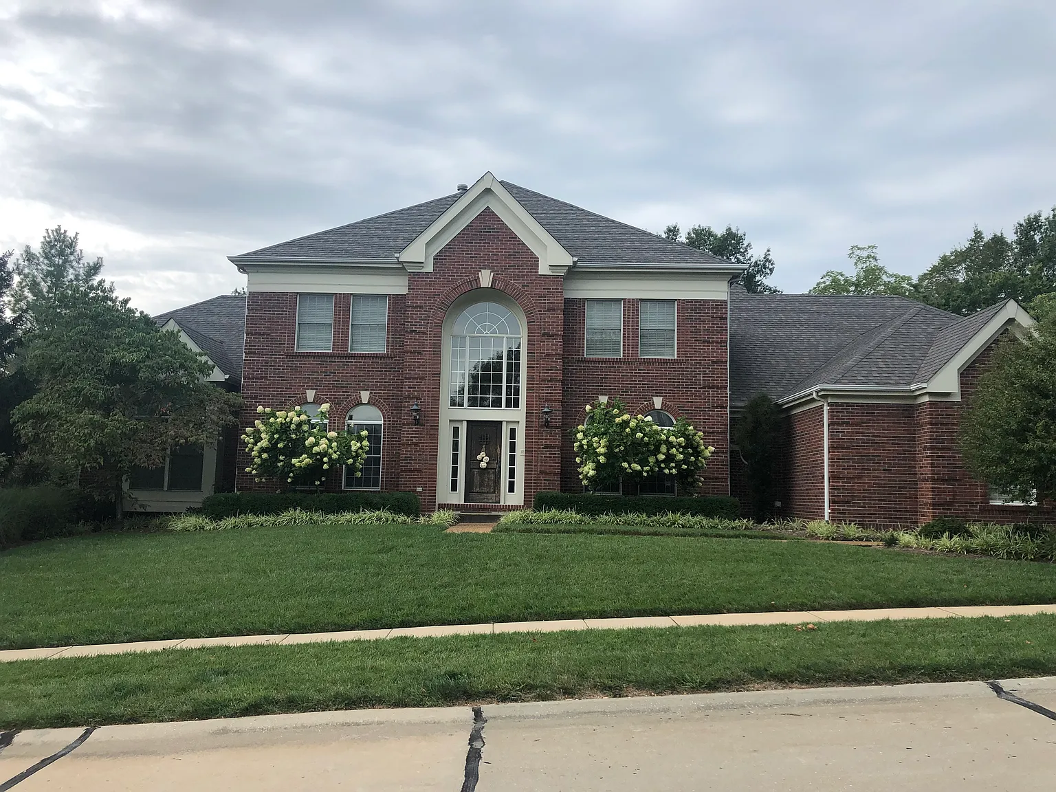 347 Pine Bend Dr photo 1