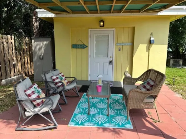 (undisclosed Address), Lake Worth, FL 33461