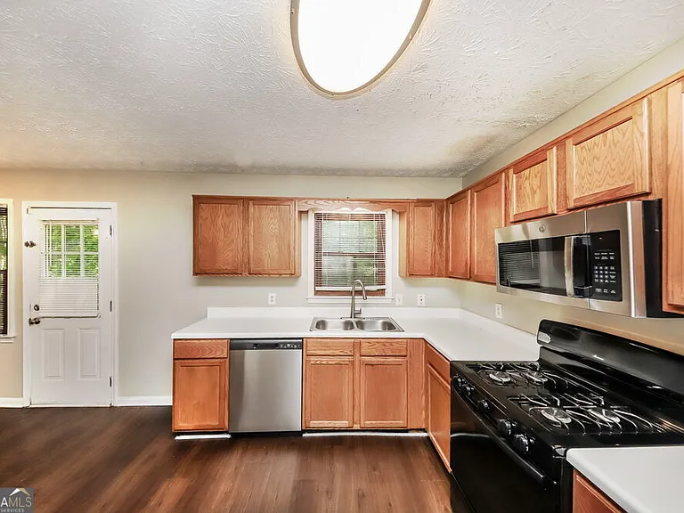 187 Sherwood Forest Dr — Photo 9