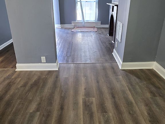 5th image of 1004 Appleton St