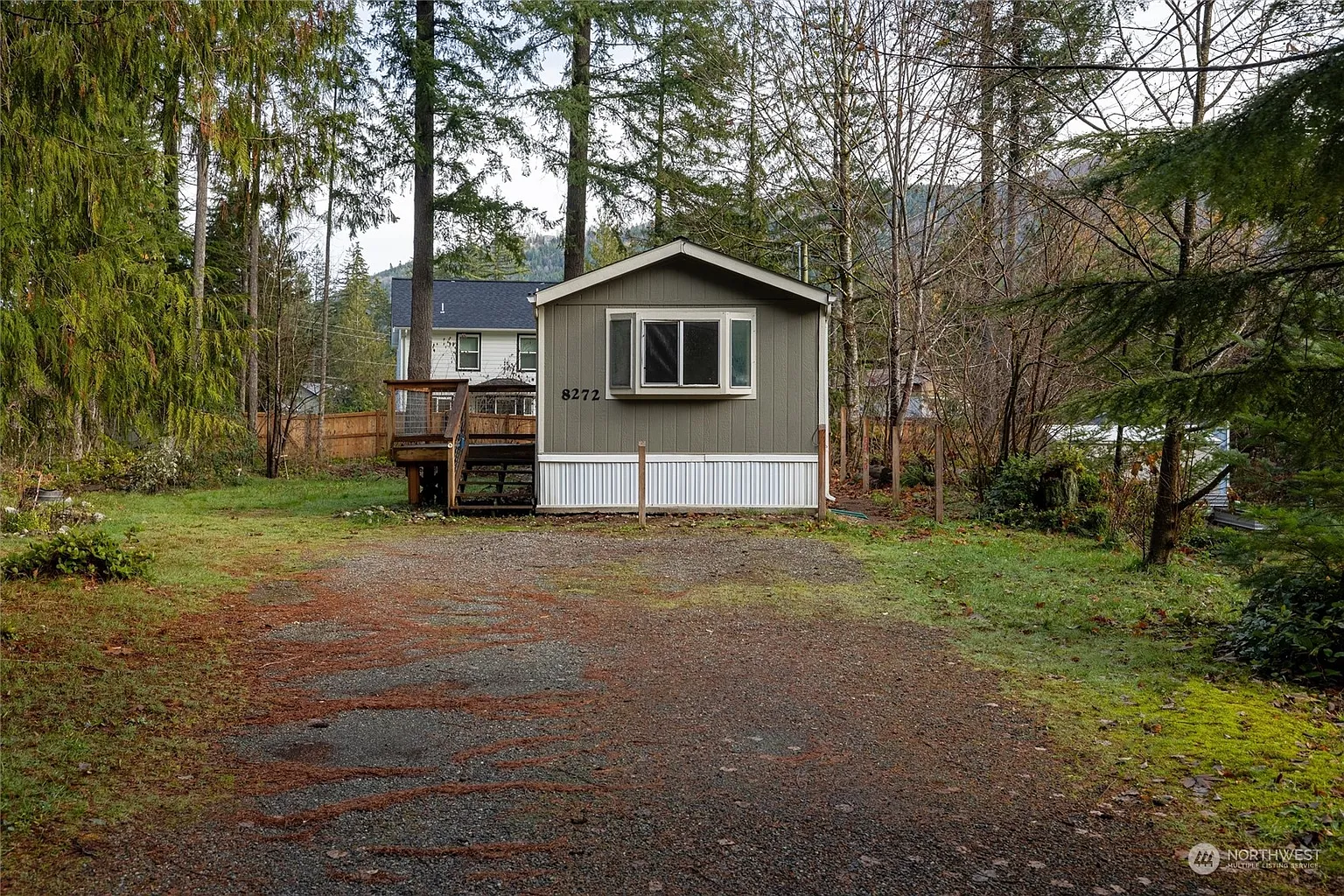 8272 Golden Valley Boulevard photo 1