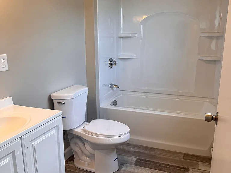 169 Walnut St #1 — Photo 5