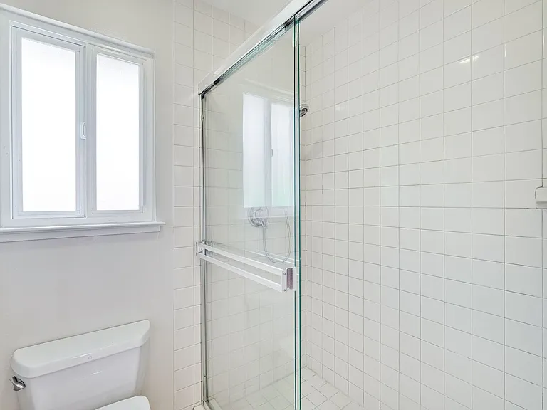 803 Runningwood Cir — Photo 30