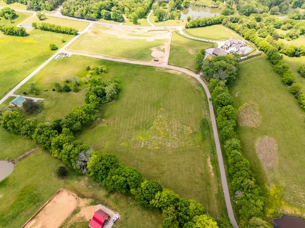 9016 Possum Trot Trl Lot 1, College Grove, TN 37046