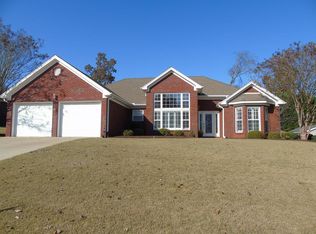 352 Kingston Dr, Florence, AL 35633