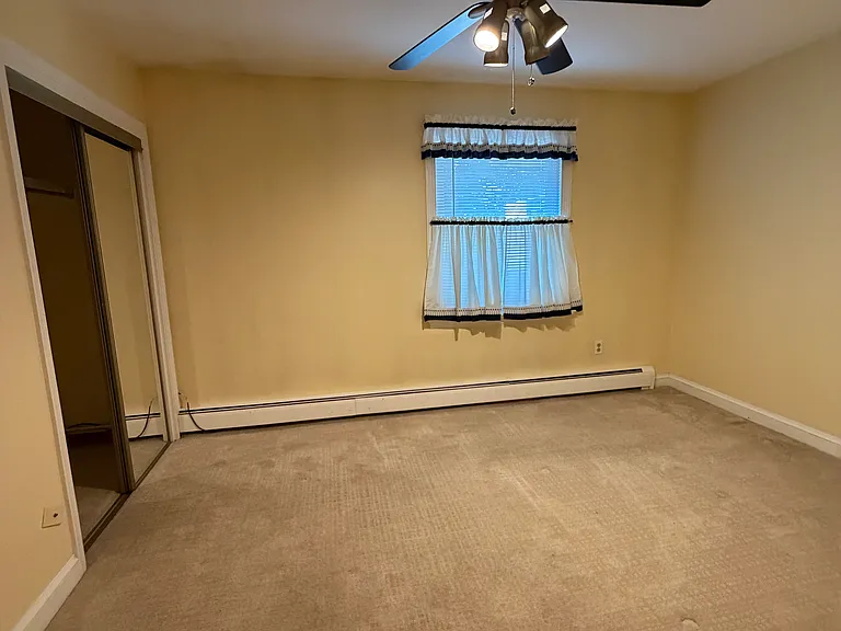 1043 Davis Grove Rd — Photo 8