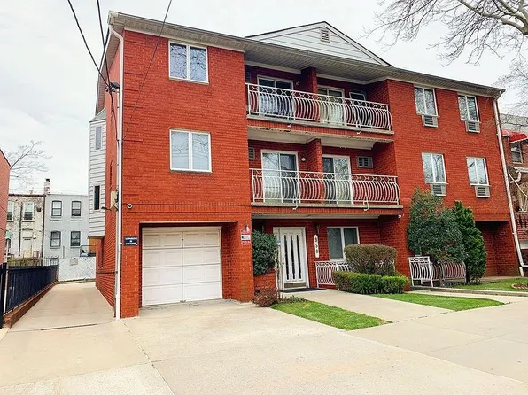 950 70th St APT 1C, Brooklyn, NY 11228
