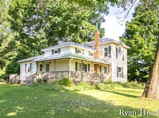 975 N Lee Rd, Saranac, MI 48881