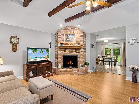 5th image of 28785 Dabney Dr