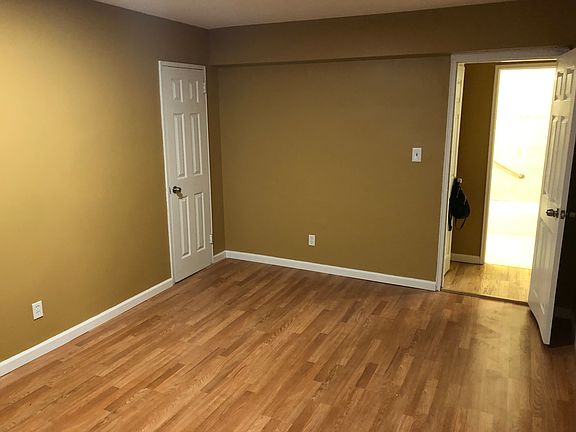 5th image of 15325 88th St APT 4E