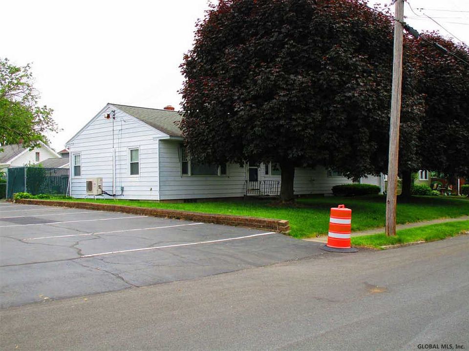 2nd image of 84 Mann Ave