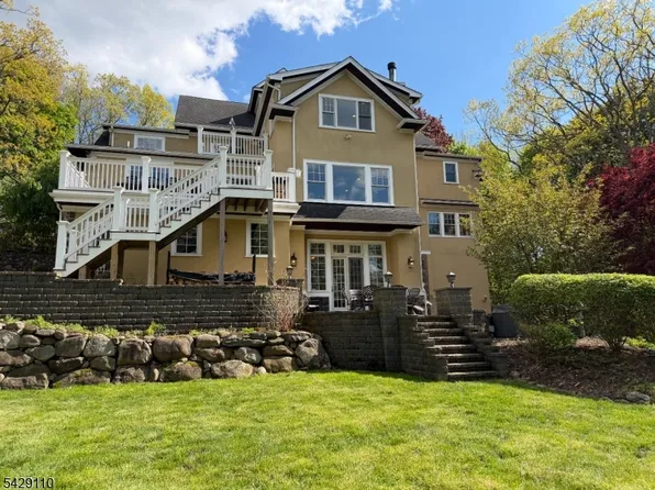 151 Lookout Rd, Mountain Lakes Boro, NJ 07046