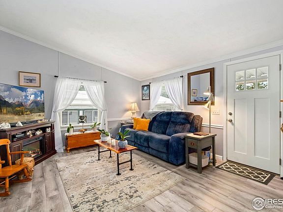 4th image of 1375 Sunset Pl #10