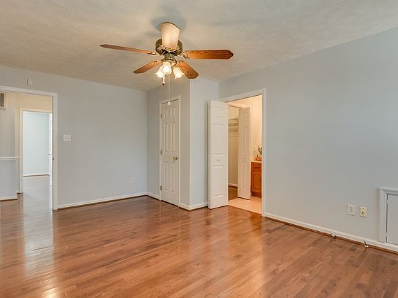4th image of 650 Greenwich Dr