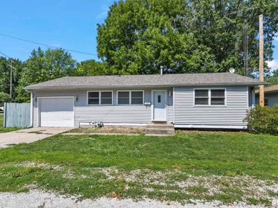 206 S 8th St, Auburn, IL, 62615