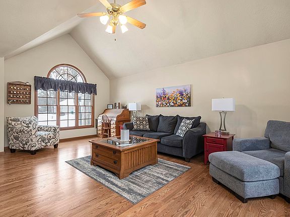 5th image of 58151 Willow Wind Ct