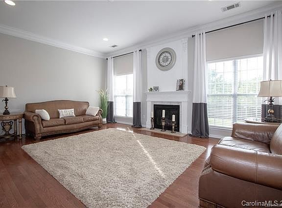 4th image of 9912 Candlehill Dr