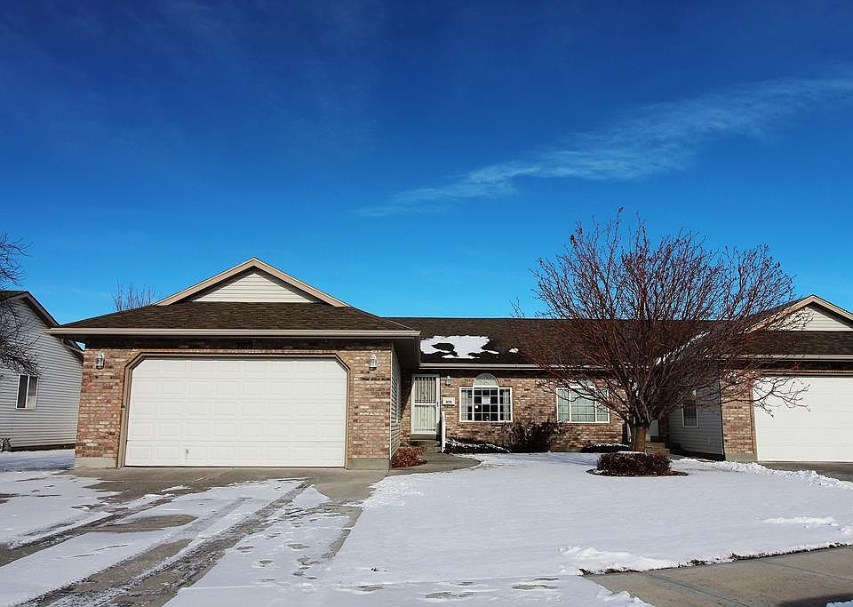 1st image of 3079 E Stoneridge Cir