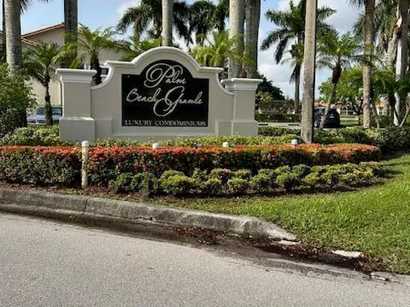 1504 Lake Crystal Dr APT B, Royal Palm Beach, FL 33411