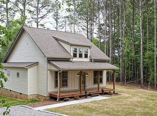 48 Honeysuckle Cir, La Fayette, GA 30728