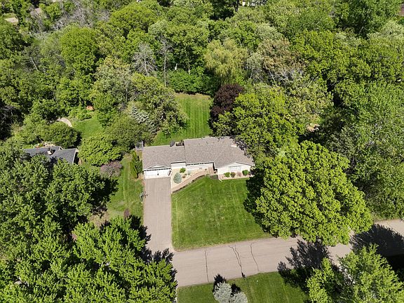 5th image of 4713 Fairhills Rd W