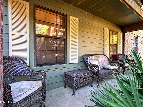 4th image of 2643 Windward Dr