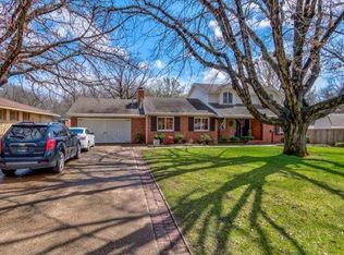737 Edgewood Dr, Ponca City, OK 74604