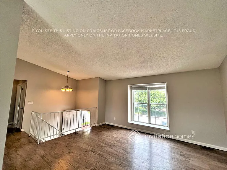 19652 E Eastman Ave — Photo 5