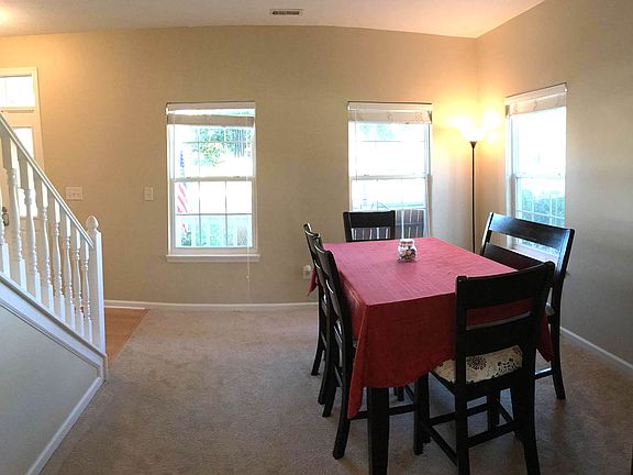 3rd image of 16754 Palmetto Way
