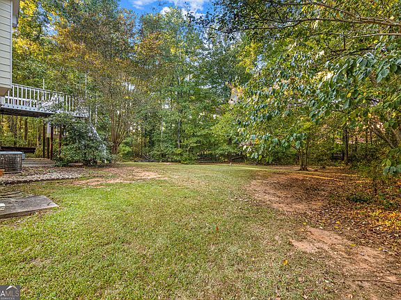 2nd image of 215 Somerset Dr