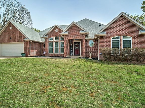 3rd image of 4200 Cedar Creek Dr