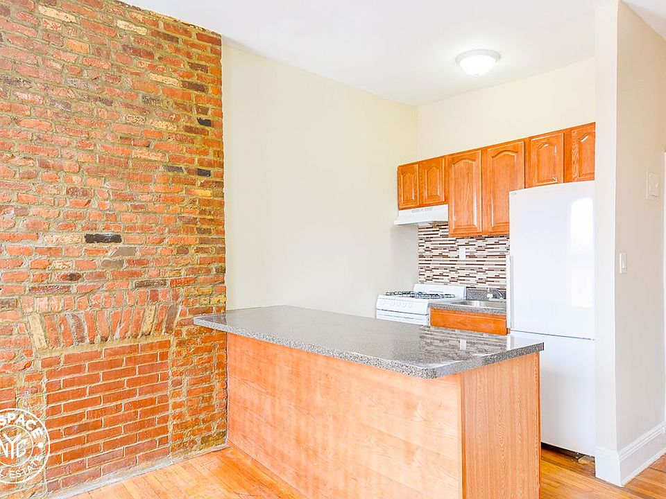 1st image of 344 Gates Ave #3DFF