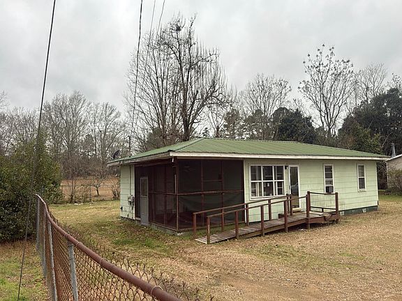 3rd image of 102 Old Stage Rd SW