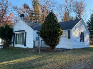 742 W Lincoln Ave, White Cloud, MI 49349